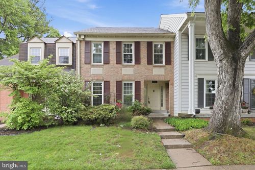 4630 Luxberry Dr, FAIRFAX, VA, 22032-1927 | Card Image