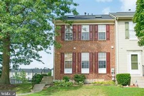 5216 Earles Ct, FREDERICK, MD, 21703-2808 | Card Image