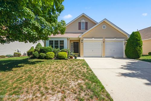 8 Long Bay Rd, Jackson, NJ, 08527-2662 | Card Image