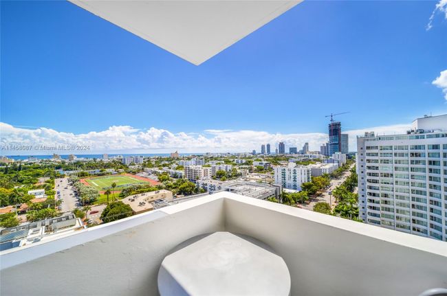 PH15 - 1200 West Ave, Condo with 1 bedrooms, 1 bathrooms and null parking in Miami Beach FL | Image 13