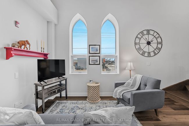 10 - 405 Merritt St, Condo with 2 bedrooms, 2 bathrooms and 1 parking in Saint Catharines ON | Image 11