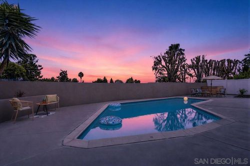 8782 Mulvaney Dr, San Diego, CA, 92119-2122 | Card Image