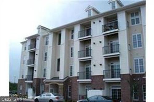 101-21197 Mcfadden Sq, STERLING, VA, 20165-7289 | Card Image