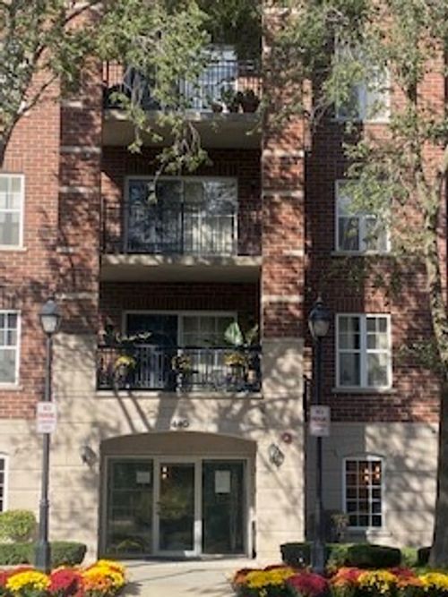 unit-312-440 W Mahogany Ct, Palatine, IL, 60067-7814 | Card Image