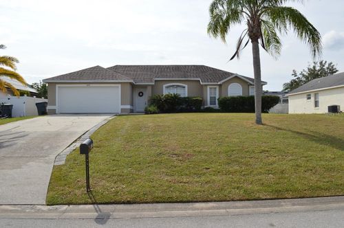 5629 Loma Vista Ct, DAVENPORT, FL, 33896-5019 | Card Image