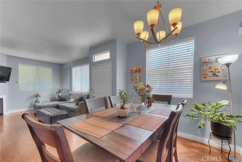 1845 Raymond Ave, Signal Hill, CA, 90755-5988 | Card Image