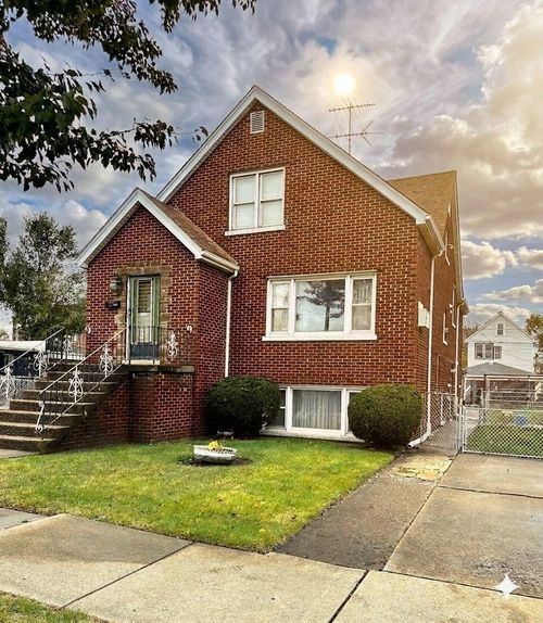 4034 Euclid Ave, East Chicago, IN, 46312-2839 | Card Image
