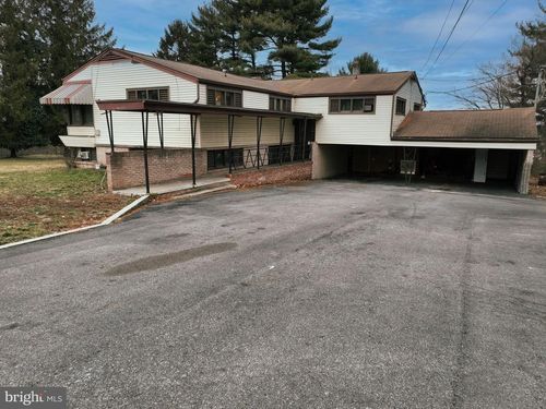 6000 Chambers Hill Rd, HARRISBURG, PA, 17111-3309 | Card Image