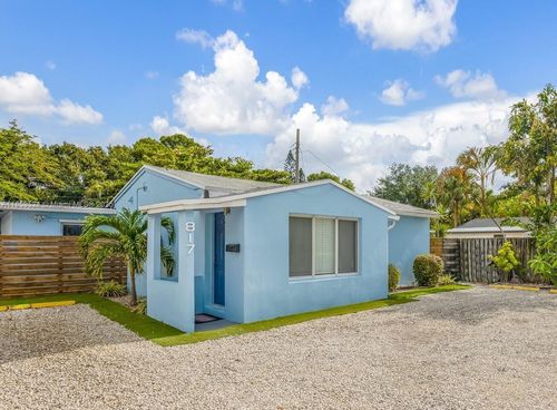 817 Sw 12th St, Fort Lauderdale, FL, 33315-1440 | Card Image