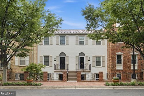 d-3287 Sutton Pl Nw, WASHINGTON, DC, 20016-7548 | Card Image