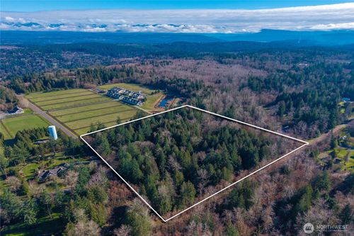 67 XX 258th Ave Ne, Redmond, WA, 98053-2515 | Card Image