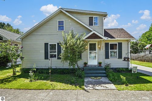 220 2nd Avenue, Tawas City, MI, 48763 | Card Image