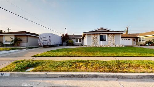 6101 Cornell, Huntington Beach, CA, 92647 | Card Image