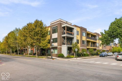 206-622 E 10th St, Indianapolis, IN, 46202-3834 | Card Image