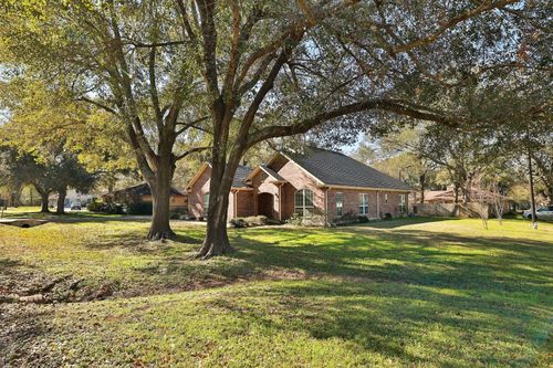 2215 Penick Rd, Waller, TX, 77484-7538 | Card Image