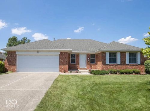 370 Vinewood Dr S, Brownsburg, IN, 46112-2039 | Card Image