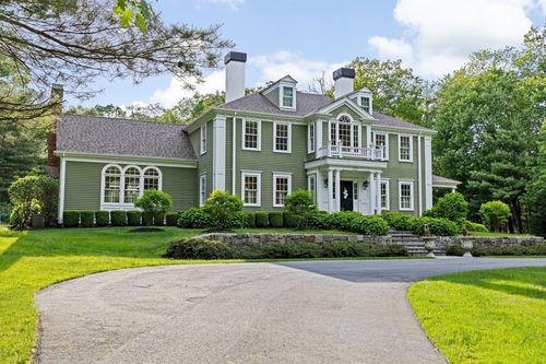 205 Pleasant St, Norwell, MA, 02061-2519 | Card Image