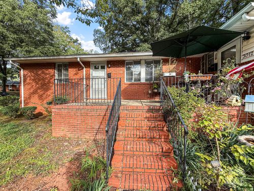 3014 Marlborough Rd, Charlotte, NC, 28208-3829 | Card Image
