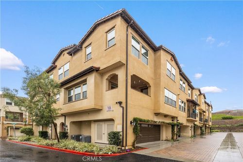 207 Winterwood Dr, Lake Forest, CA, 92630-3135 | Card Image