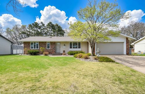 10700 Flora St Nw, Coon Rapids, MN, 55433-3837 | Card Image