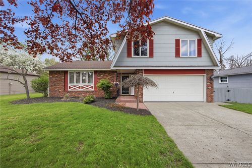 34 N Windmill Rd, West Seneca, NY, 14218-3742 | Card Image