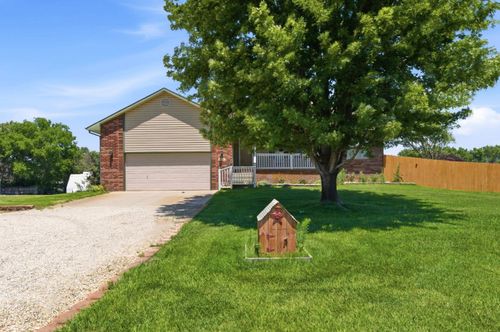 400 E Gordon Bennett Dr, Haysville, KS, 67060-7669 | Card Image