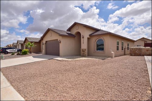 3744 Loma Adriana Dr, El Paso, TX, 79938-1235 | Card Image
