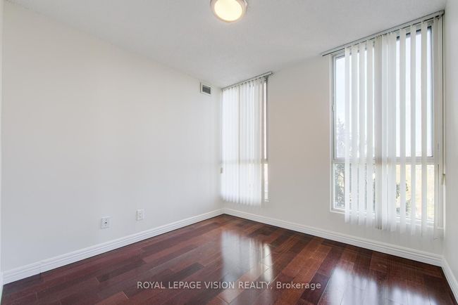 404 - 145 Hillcrest Ave, Condo with 3 bedrooms, 2 bathrooms and null parking in Mississauga ON | Image 19