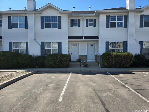 30-102 Pawlychenko Lane, Saskatoon, SK, S7V1G9 | Card Image
