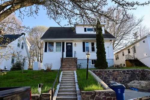 194 Reservoir Ave, Revere, MA, 02151-5824 | Card Image