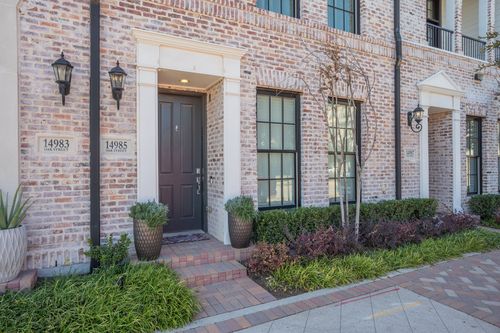 14985 Oak St, Addison, TX, 75001-1576 | Card Image
