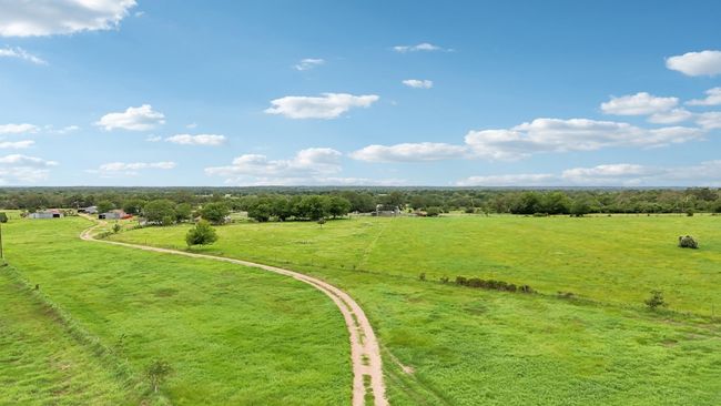 View of rural area with agricultural land | Image 9