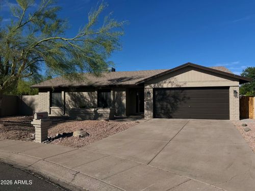 6221 E Gelding Dr, Scottsdale, AZ, 85254-3224 | Card Image