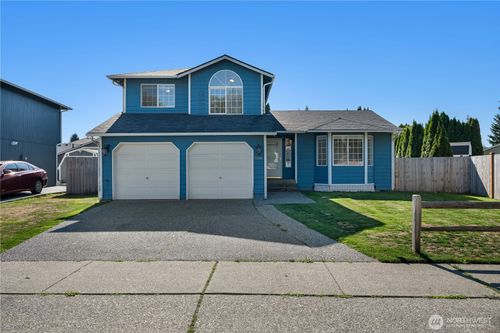 5206 102nd Pl Ne, Marysville, WA, 98270-2071 | Card Image