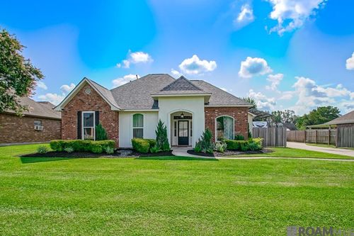 17182 Trinidad Dr, Prairieville, LA, 70769-6114 | Card Image