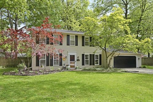 5018 Oak Creek Court, Fort Wayne, IN, 46835-4279 | Card Image