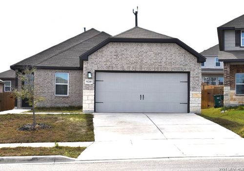 9210 Espradrille Run, Converse, TX, 78109 | Card Image