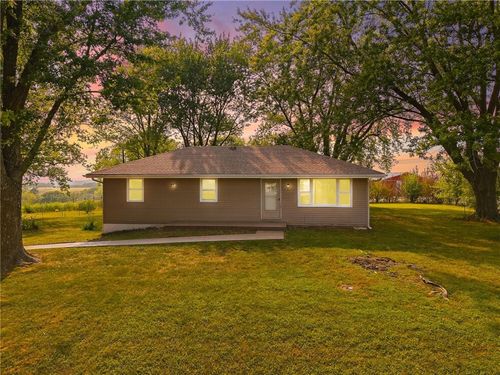 12154 Forrest Ln, Excelsior Springs, MO, 64024-5361 | Card Image