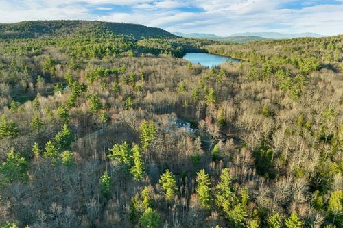 R31-8 Hermit Woods Road, Meredith, NH, 03253 | Card Image