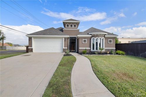 716 W 27th St, Mission, TX, 78574-7788 | Card Image
