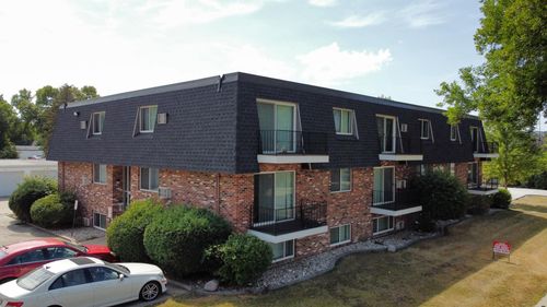 318 31st Ave N, Fargo, ND, 58102-1581 | Card Image