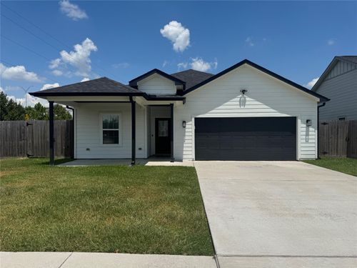 2114 W Humble St, Baytown, TX, 77520-4343 | Card Image