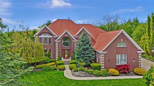 19322 Araglin Court, Strongsville, OH, 44149 | Card Image
