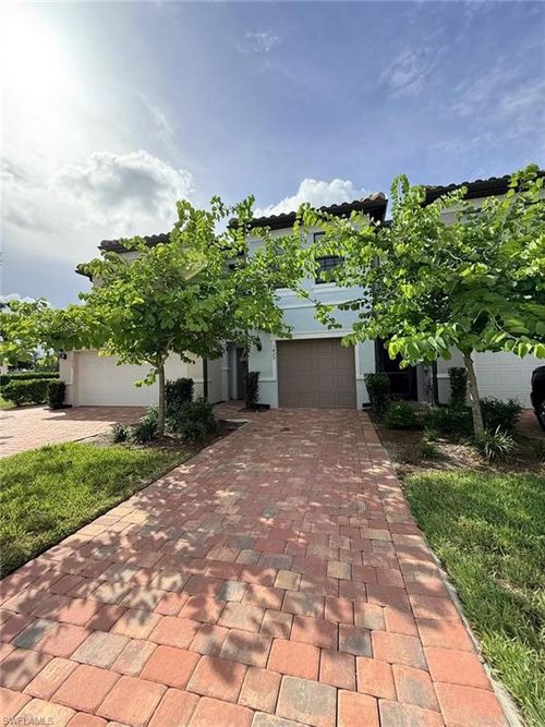 1425 Weeping Willow Ct, CAPE CORAL, FL, 33909-8707 | Card Image