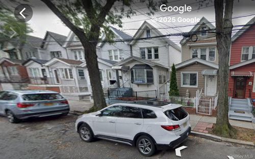 86 77th St, Woodhaven, NY, 11421-1034 | Card Image