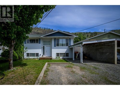 4588 Cammeray Dr, Kamloops, BC, V2H1L4 | Card Image