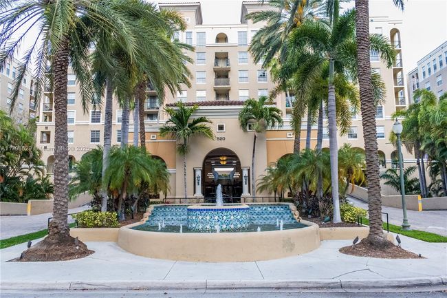 APT-3302 - 520 Se 5 Th Ave, Condo with 3 bedrooms, 2 bathrooms and null parking in Fort Lauderdale FL | Image 38