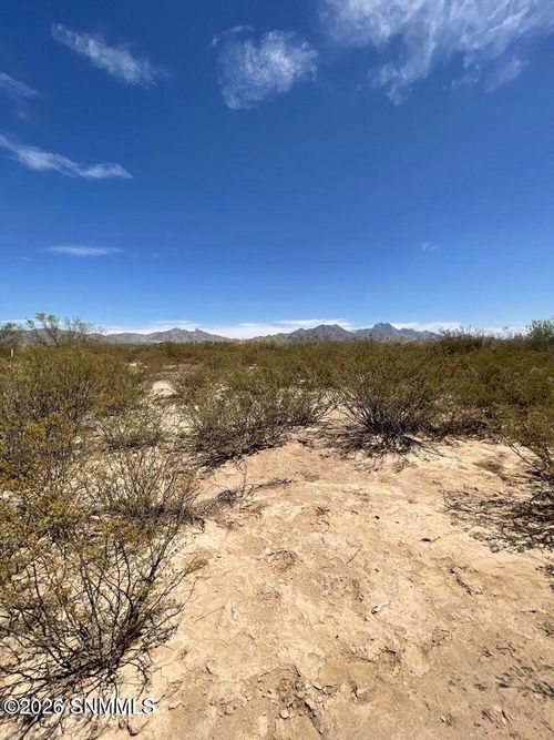 9357 Rabbit Run Rd, Las Cruces, NM, 88012 | Card Image