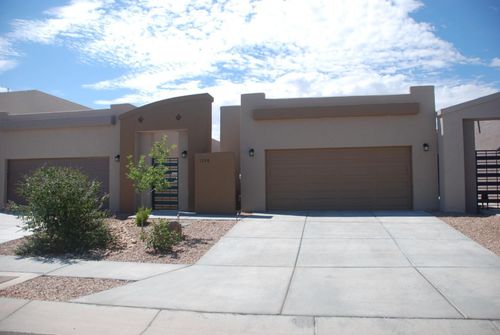 1248 Tierra Verde Loop Nw, Los Lunas, NM, 87031-8279 | Card Image