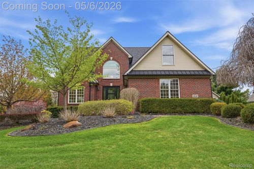 9648 Mohican Ct, Pinckney, MI, 48169-8241 | Card Image
